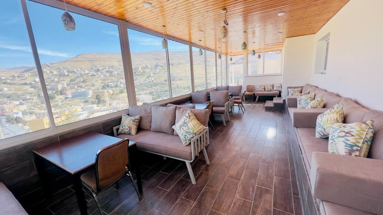 Beit Alshabaan Inn Wadi Musa Bagian luar foto