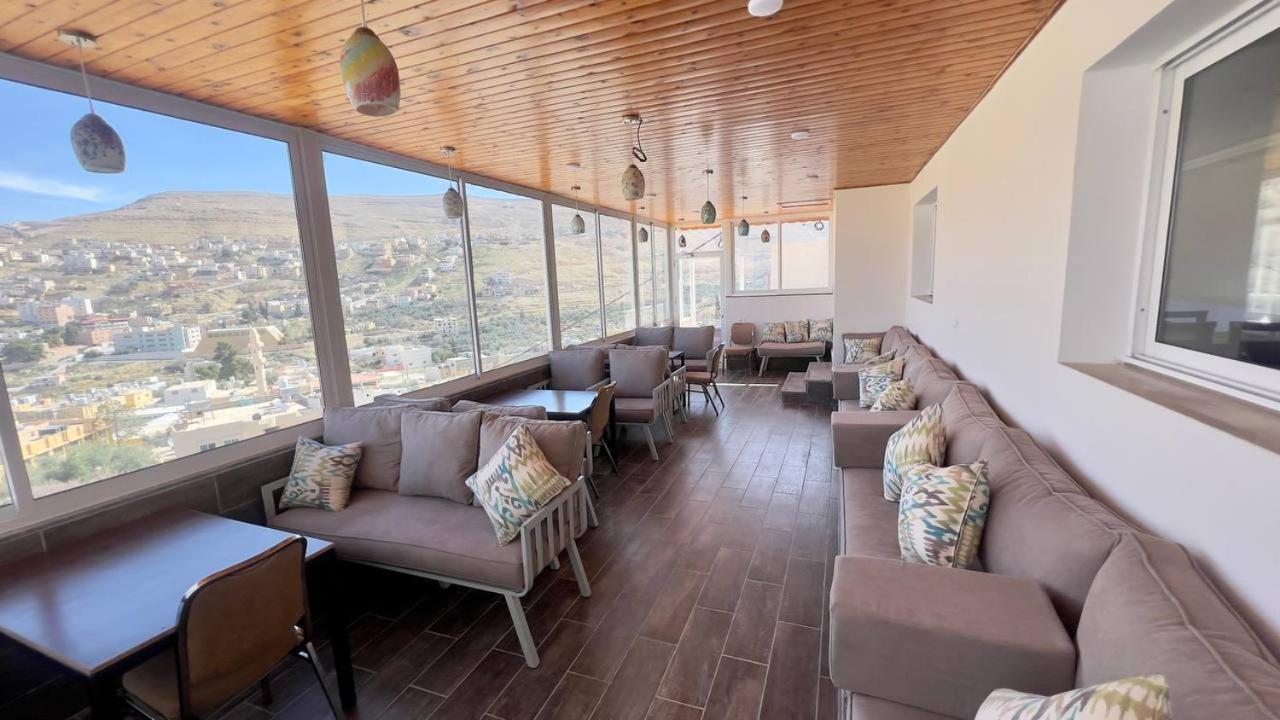 Beit Alshabaan Inn Wadi Musa Bagian luar foto